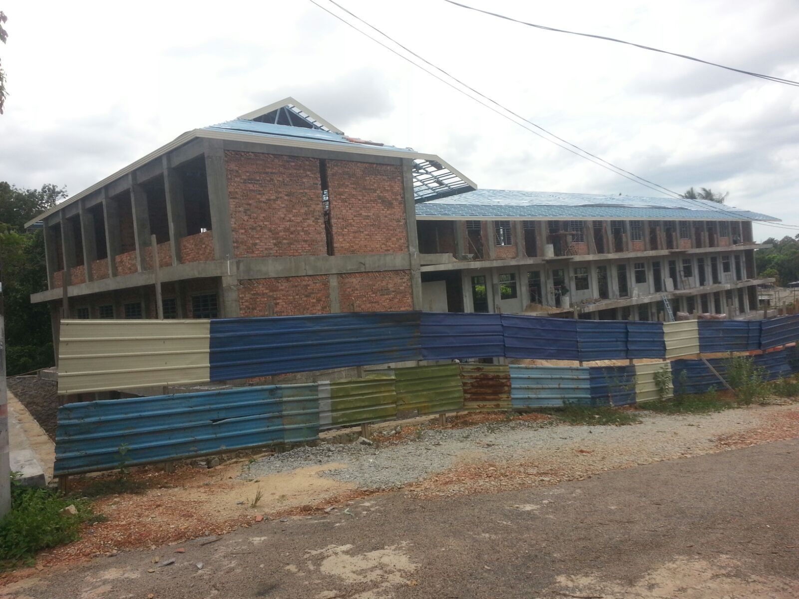 Sekolah Menengah Vokasional Azizah